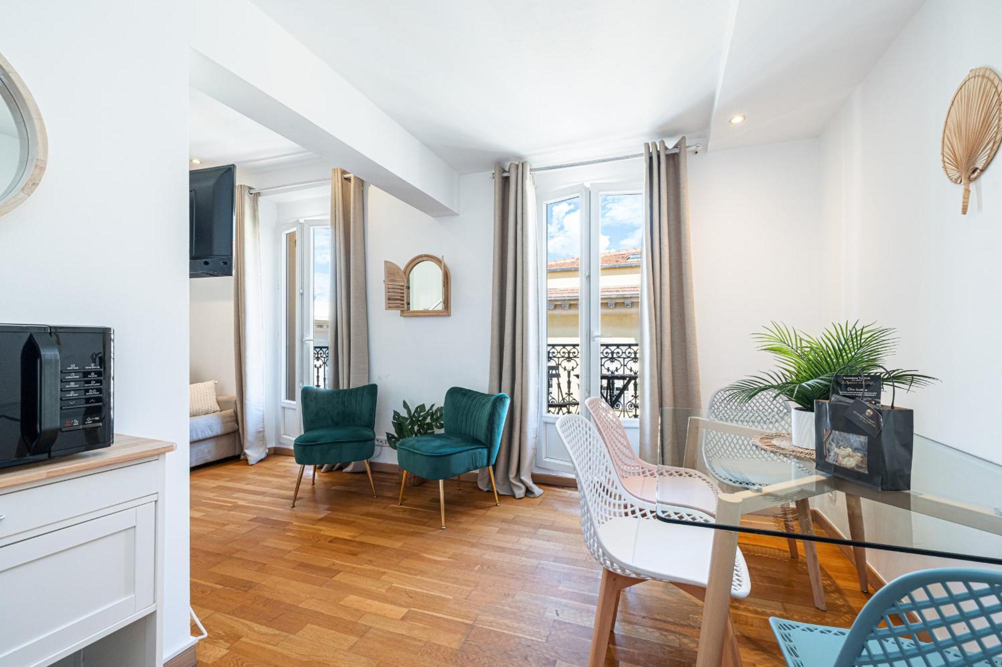 Ferienwohnung Massena Street - 1 Bdr Duplex With Ac & Parking Nizza Exterior foto